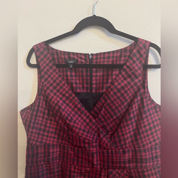Talbots 100% Silk Black and Red Holiday Plaid Sheath Cocktail Dress Size 16 - Picture 3 of 8